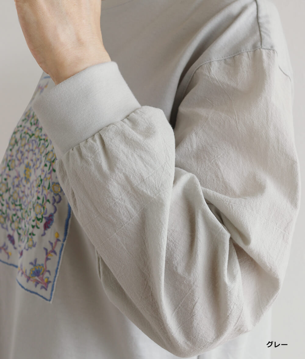 花刺繍プルオーバー