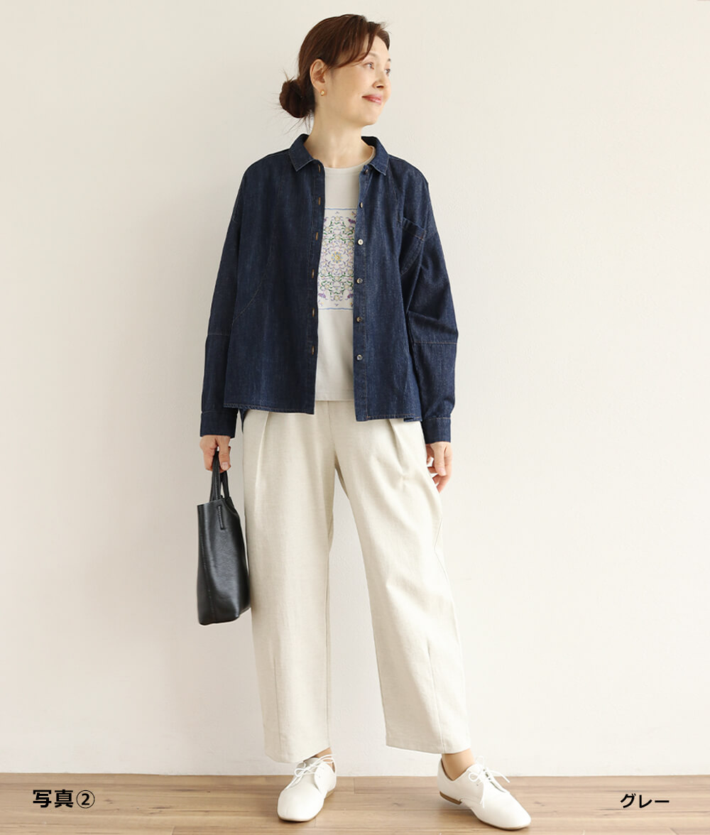 花刺繍プルオーバー