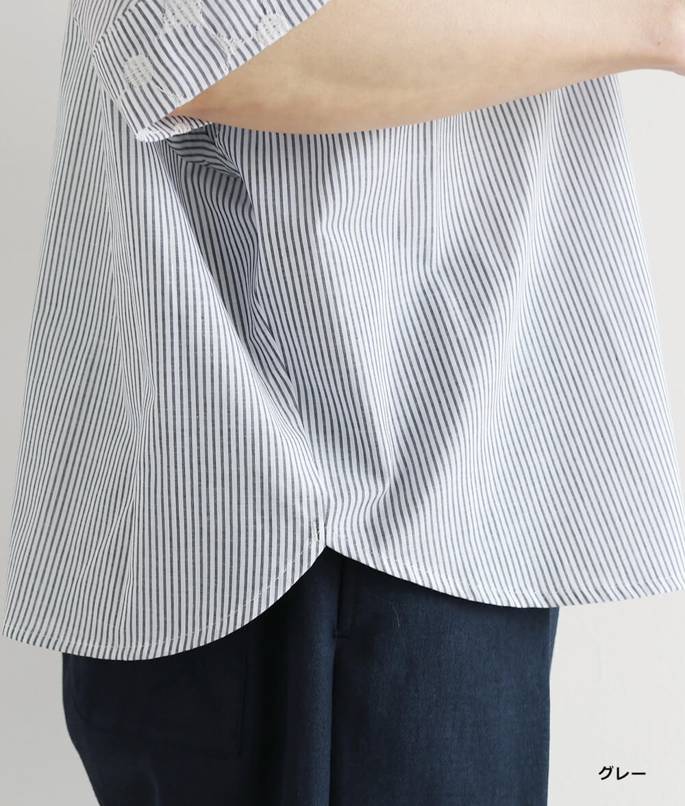 刺繍ストライプブラウス