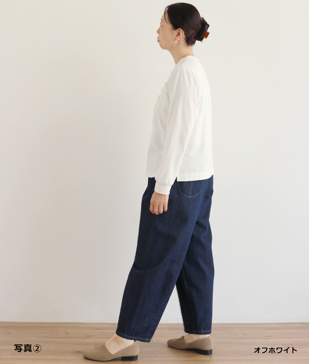 バラ刺繍プルオーバー