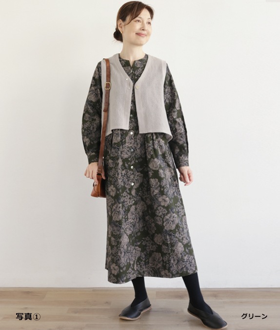 【SALE20%OFF】コーデュロイ草花柄ワンピース