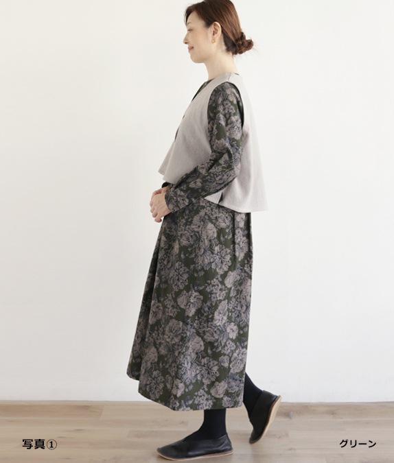 【SALE20%OFF】コーデュロイ草花柄ワンピース