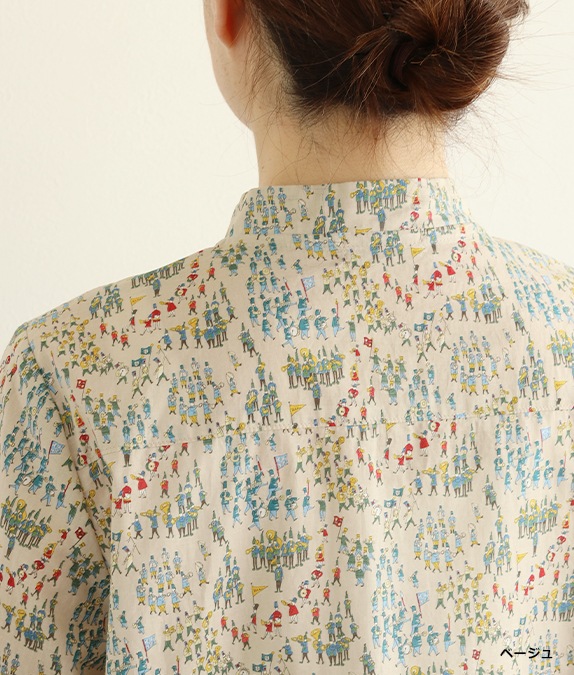 マーチングブラウス