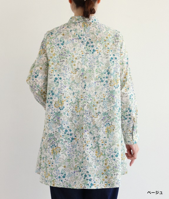野花柄フレアーブラウス