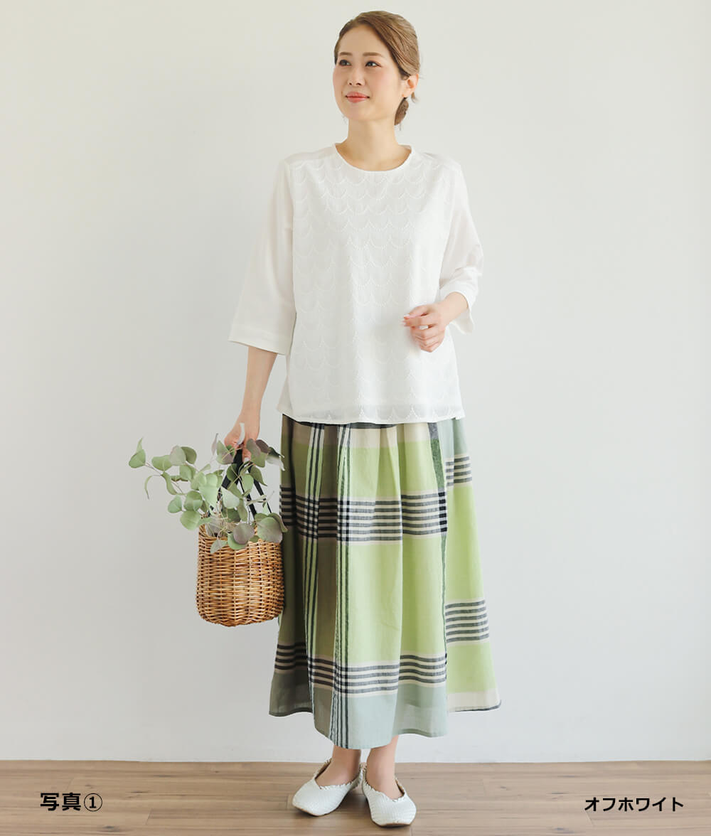 【SALE40%OFF】スカラップ刺繍レース合わせプルオーバー
