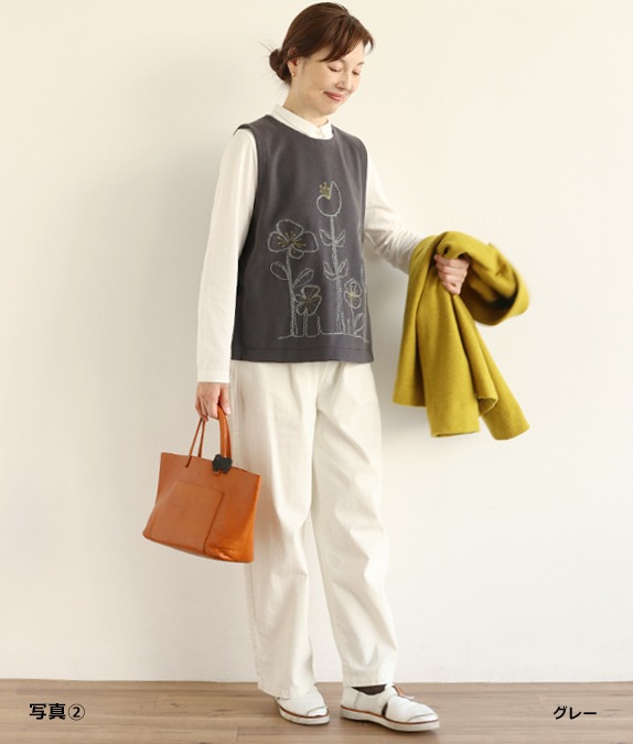 アルベロベロ 刺繍ロングベスト ベージュ アルベロベロ 刺繍ロングベスト ベージュ