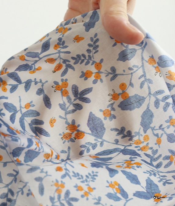 【クリアランスSALE20%OFF】ボタニカル柄ブラウス