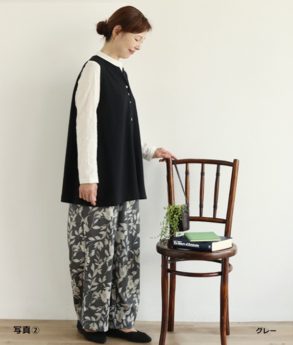 【SALE50％OFF】フラワーサテンパンツ