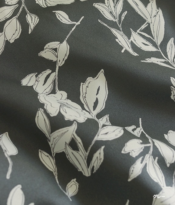 【SALE50％OFF】フラワーサテンパンツ