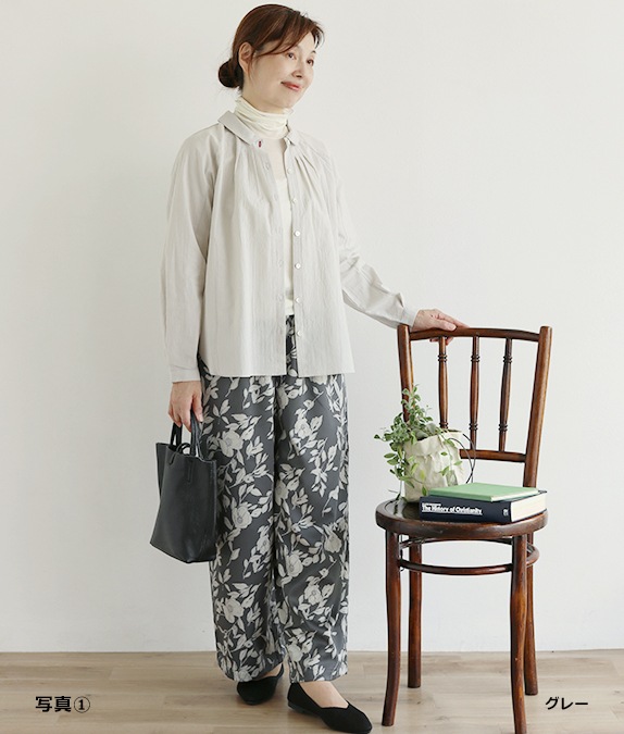 【SALE50％OFF】フラワーサテンパンツ