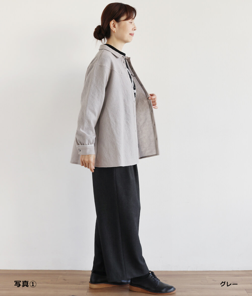 【SALE40％OFF】ラウンド切り替えブラウス