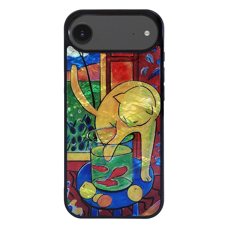 [ iPhone 17 / iPhone Air / 17 Pro 用] 天然貝ケース 魚と猫 for iPhone 16 / 16 Pro