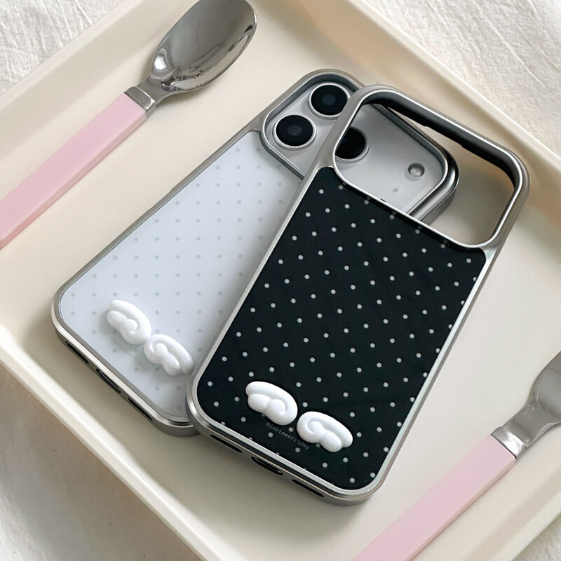 [ iPhone 17 / 17 Pro / 17e / 16e 用] 3Dエンジェルウィング MagSafe対応 グロッシーケース