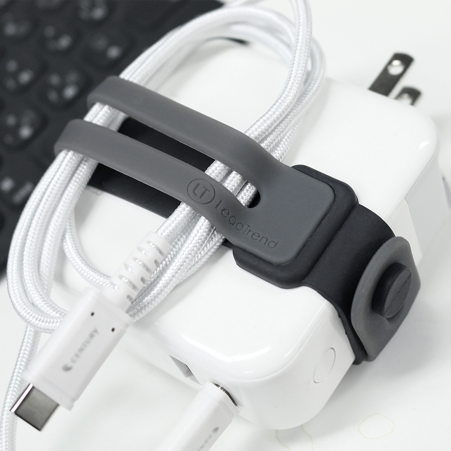 3 EVOLVE MacBook Pro&Air 充電器保護カバー Amazon.co.jp: EVOLVE MacBook Pro&Air 充電器保護カバー