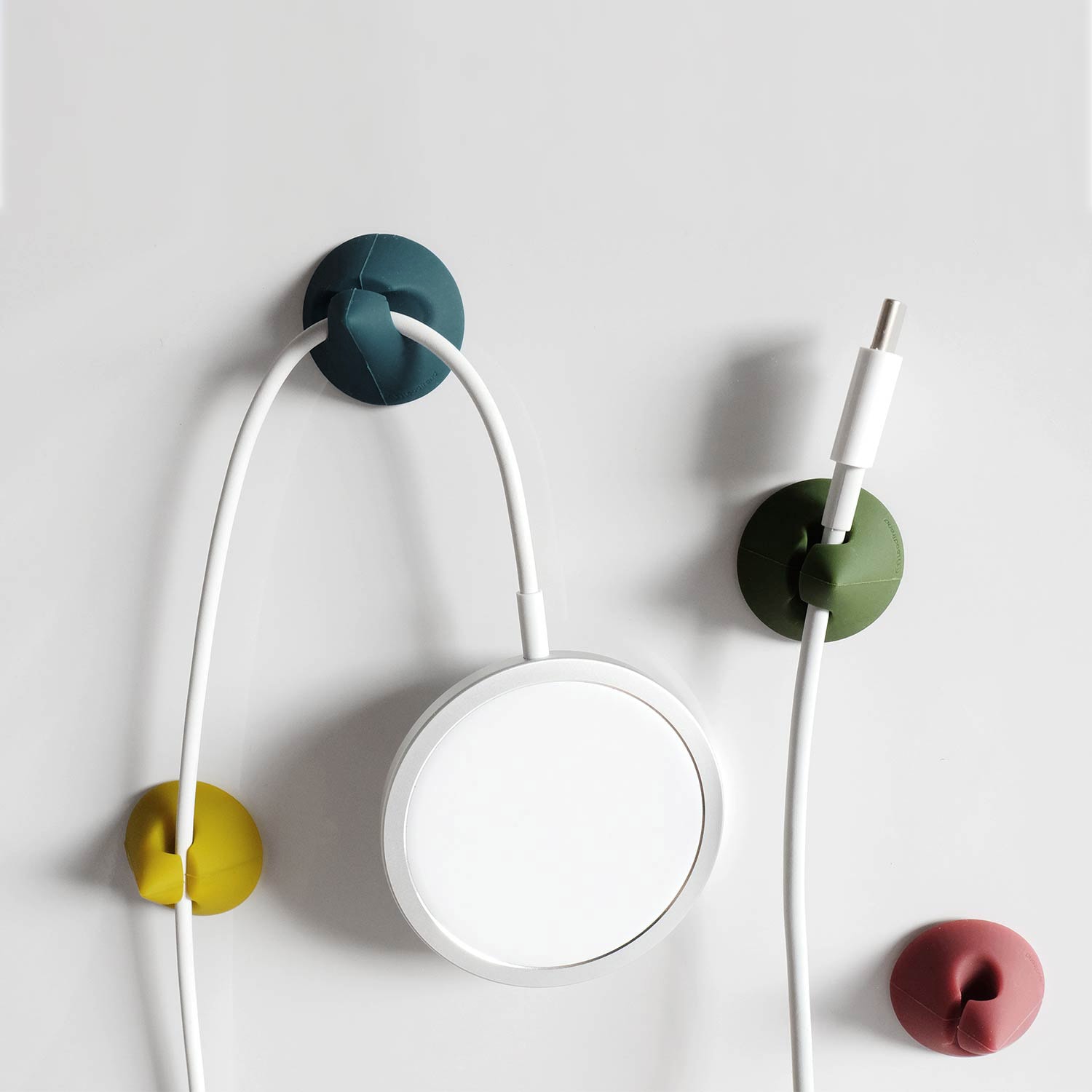 Lead Trend ケーブルホルダー CONE（5個入り）【 円錐形 コーン シリコン 】ケーブルを固定 パントンカラー クリップ