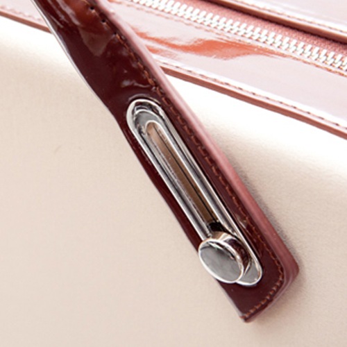 ＼70％OFF／PCバッグ・ブリーフケース ミッシェル・サテンブリーフケース M (15.4インチ) ベージュ