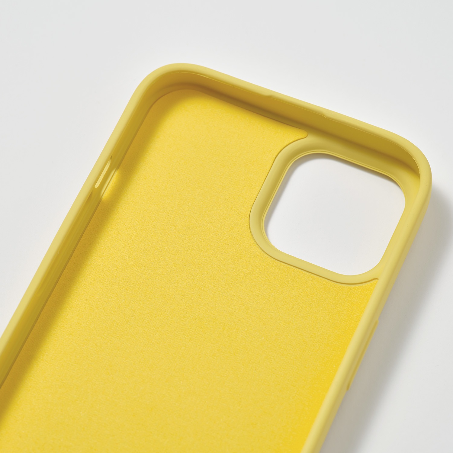 ストラップホール付き シリコンケース PHONECKLACE [ iPhone 15 / 15 Pro / 15 Pro Max / 15 Plus 用] for iPhone14 / 13mini / 13 / 13Pro / 13ProMax