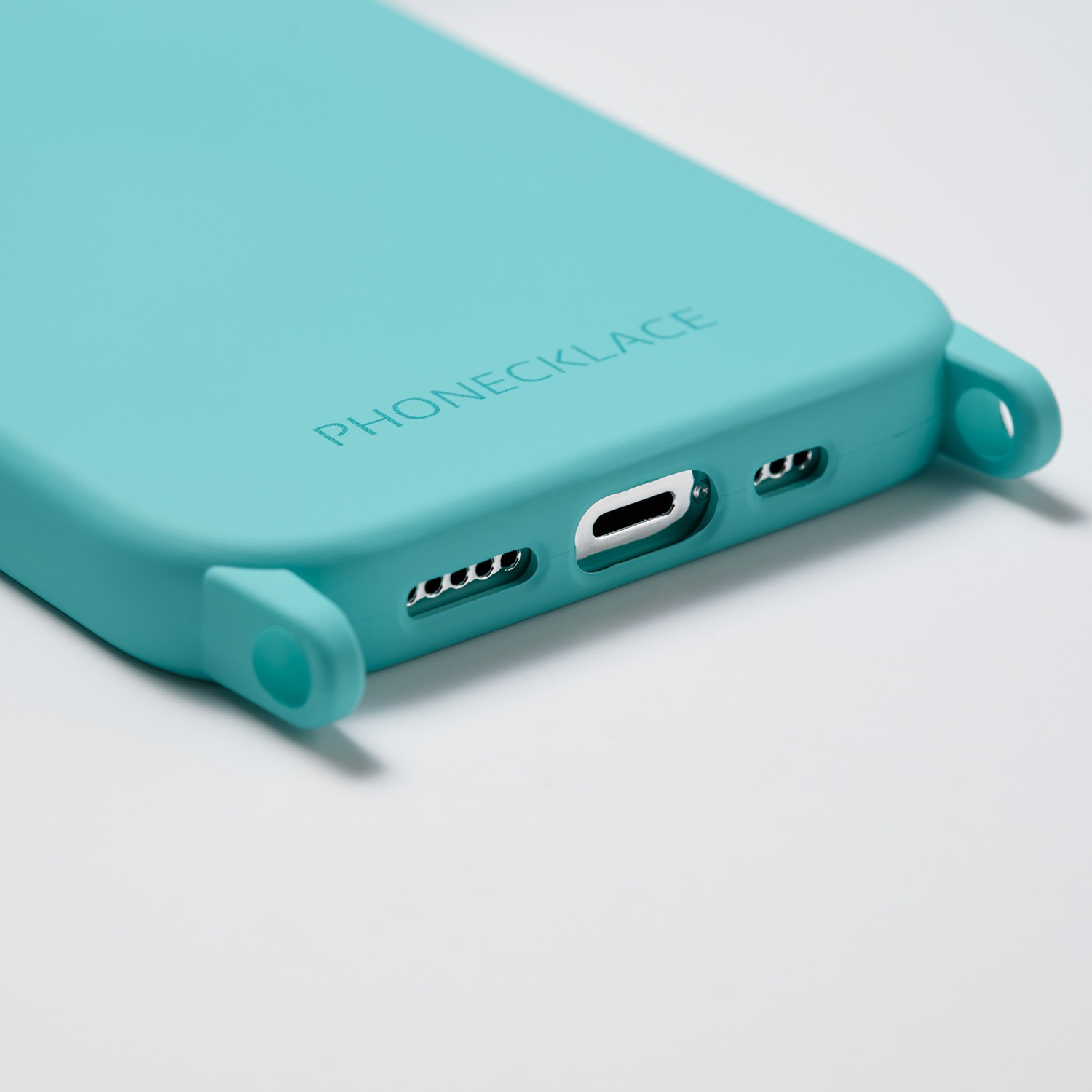 HUMAN MADE iPhone 15 Pro ストラップ付き ケース-日本直販