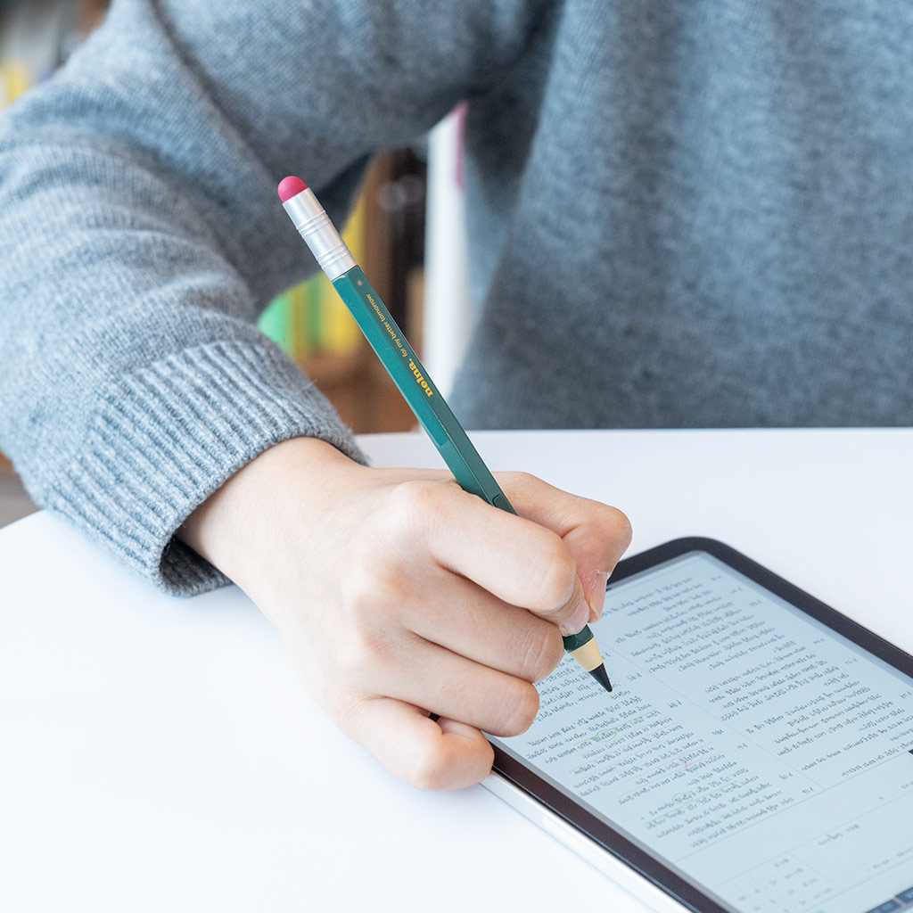 iPad用スタイラスペン デジタルペンシル