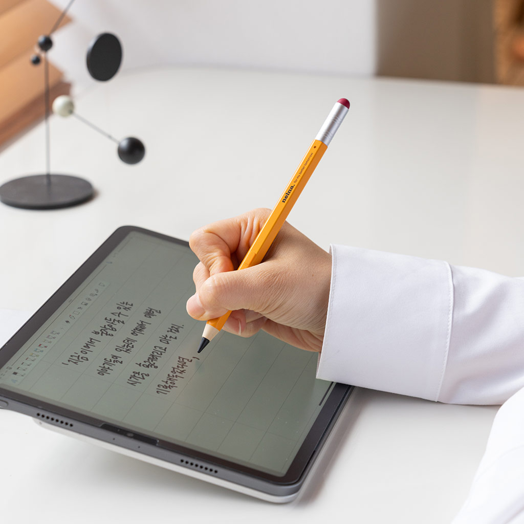 iPad用スタイラスペン デジタルペンシル