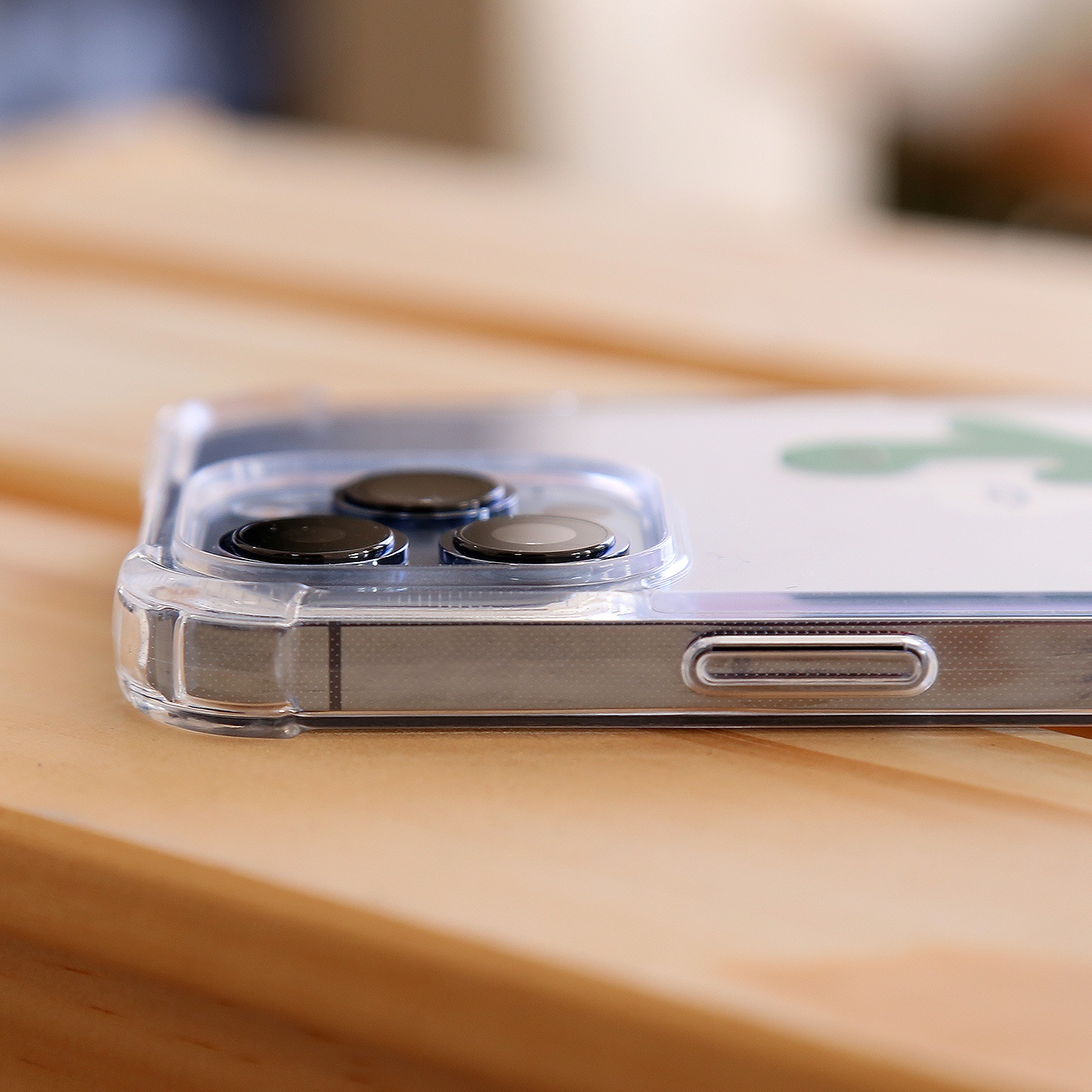 iPhone SE3 ケース 168cm バックカバー ハイブリッドクリアケース Olly with リンゴ【 iPhone 13 / 13 Pro / 13 mini / iPhone SE (第3/2世代)、 】