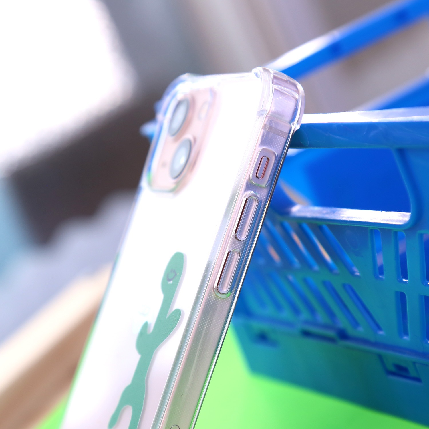 iPhone SE3 ケース 168cm バックカバー ハイブリッドクリアケース Olly with リンゴ【 iPhone 13 / 13 Pro / 13 mini / iPhone SE (第3/2世代)、 】