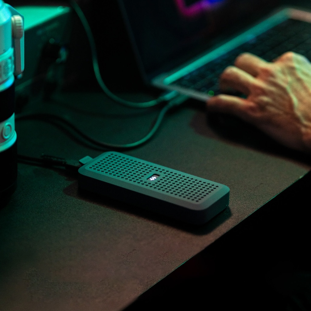 HyperDrive Next USB4 NVMe SSD エンクロージャー