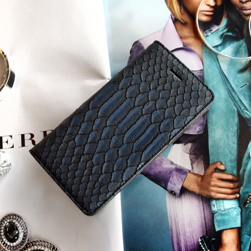 iPhone 14 / 14 Pro / 13 ケース カバー 【手帳型 本革】GAZE Matt Python Diary [for iPhone SE3（第3世代）/SE2（第2世代）/8/7/6s/6]