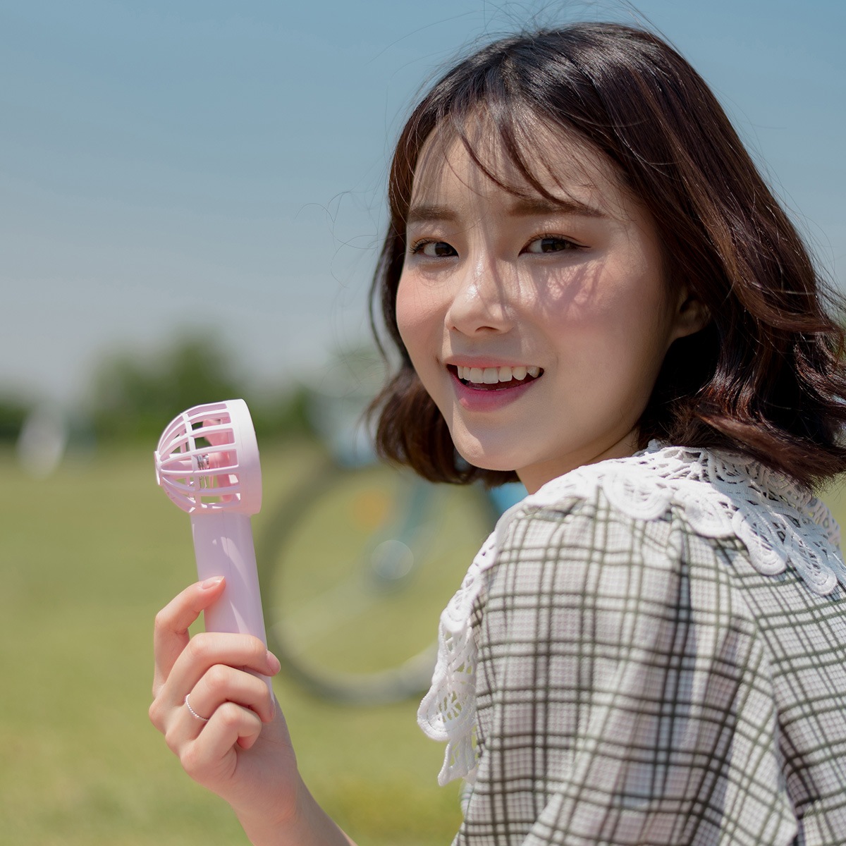 ポータブル扇風機 携帯扇風機 超小型ヘッド 風速11m/s 最大24時間使用 圧倒的パワフル風力 BLUEFEEL（ブルーフィール）ハンディファン モバイルファン モバイル扇風機 ミニ扇風機