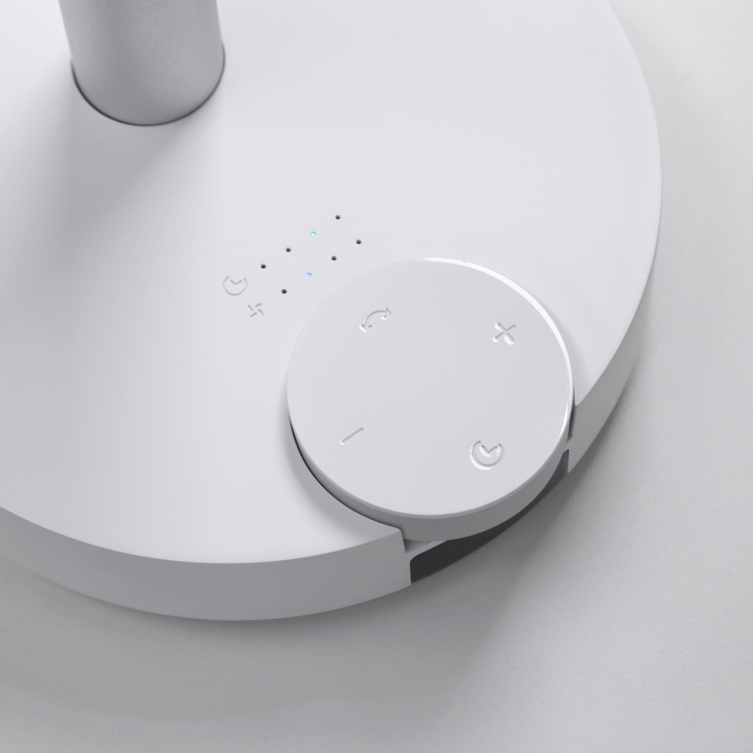 卓上扇風機 タイマー付き コードレス サーキュレーター BLUEFEEL BARSET 4D FAN [リモコン付き 高さ・首振り・上下角度調節 低騒音設計]