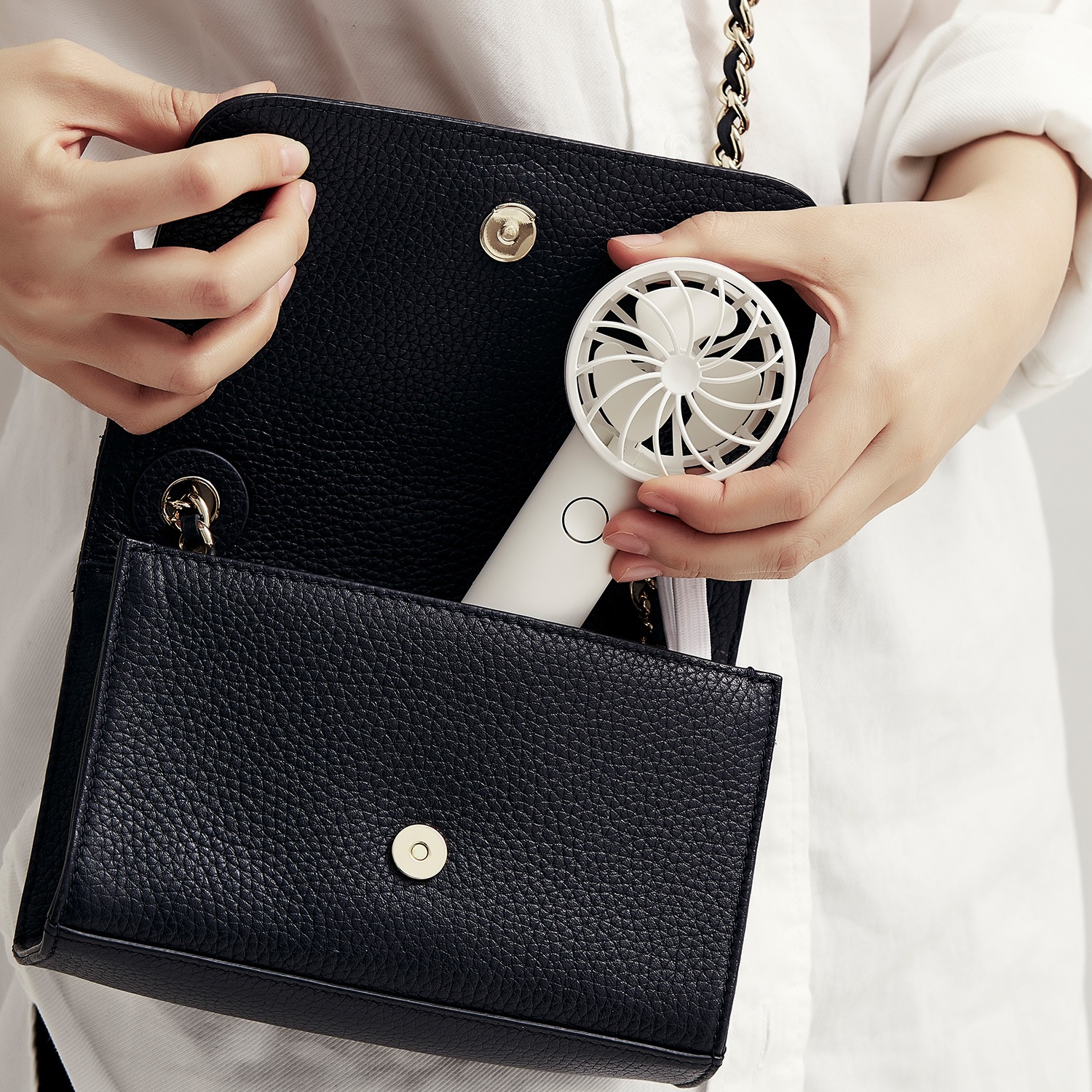 テレビ番組『はやドキ！』で紹介 BLUEFEEL PRO 超小型ヘッド ポータブル扇風機 携帯扇風機 ブルーフィール プロ 最大24時間 ドロンモーター 風速11m/s パワフル風力 ハンディファン モバイルファン モバイル扇風機 ミニ扇風機