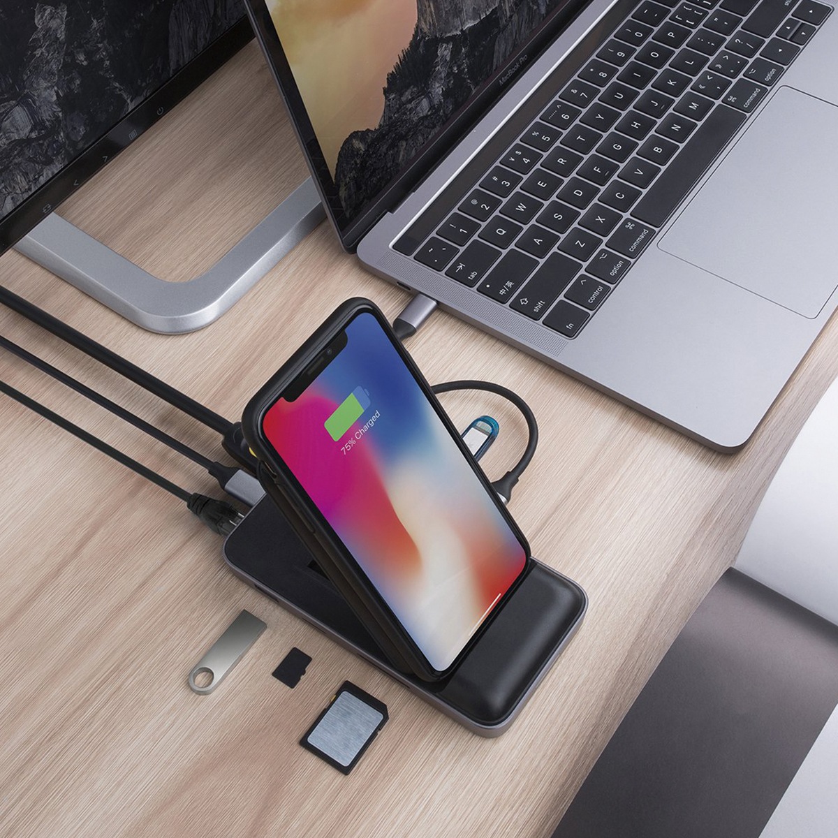 HyperDrive 8in1 USB-C Hub + Qi Wireless Charger Stand HYPER++