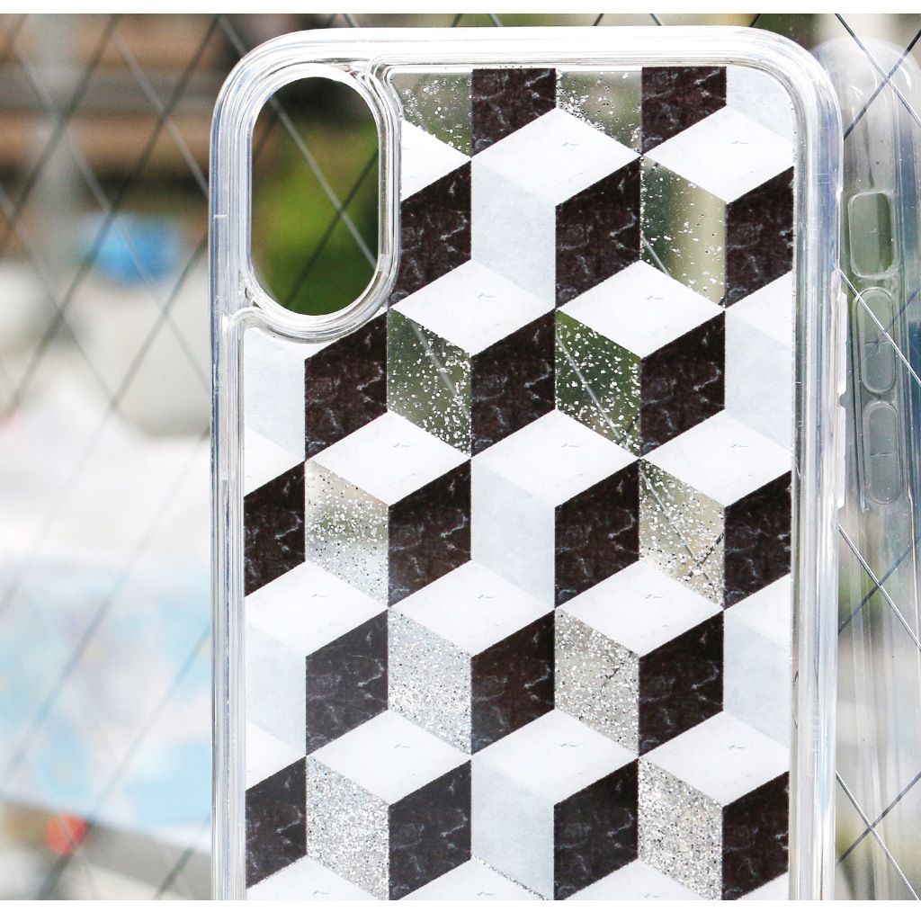 iPhone SE (第3世代) ケース カバー SO SEVEN FASHION CUBIC GLITTER [iPhone SE3/SE2/XS/X8/7]