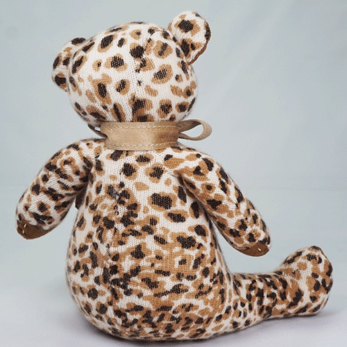 高級カシミヤ製テディベア。ヒョウ柄のレオ・キッドベア【24cm