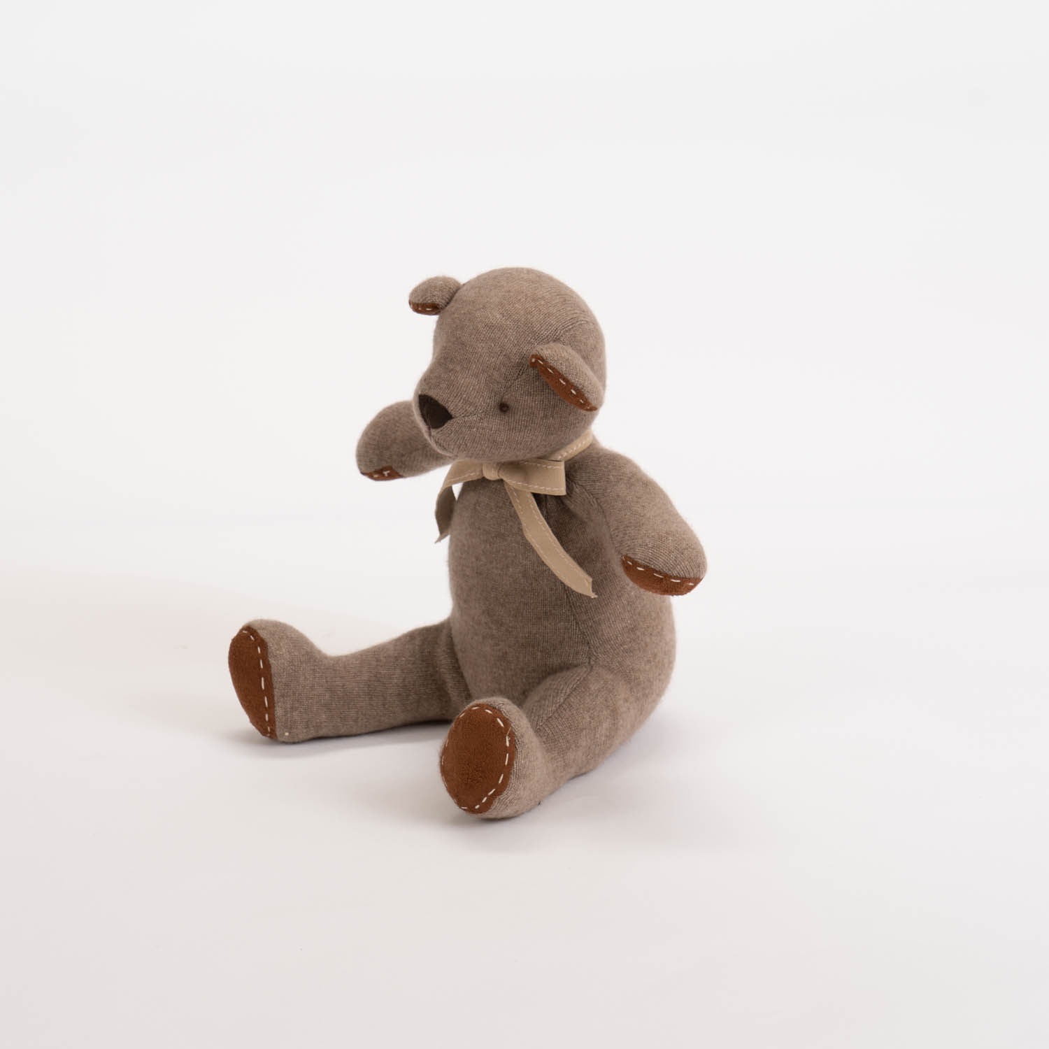 高級カシミヤ製テディベア。モカコーヒー色のモカ・パパベア【30cm 
