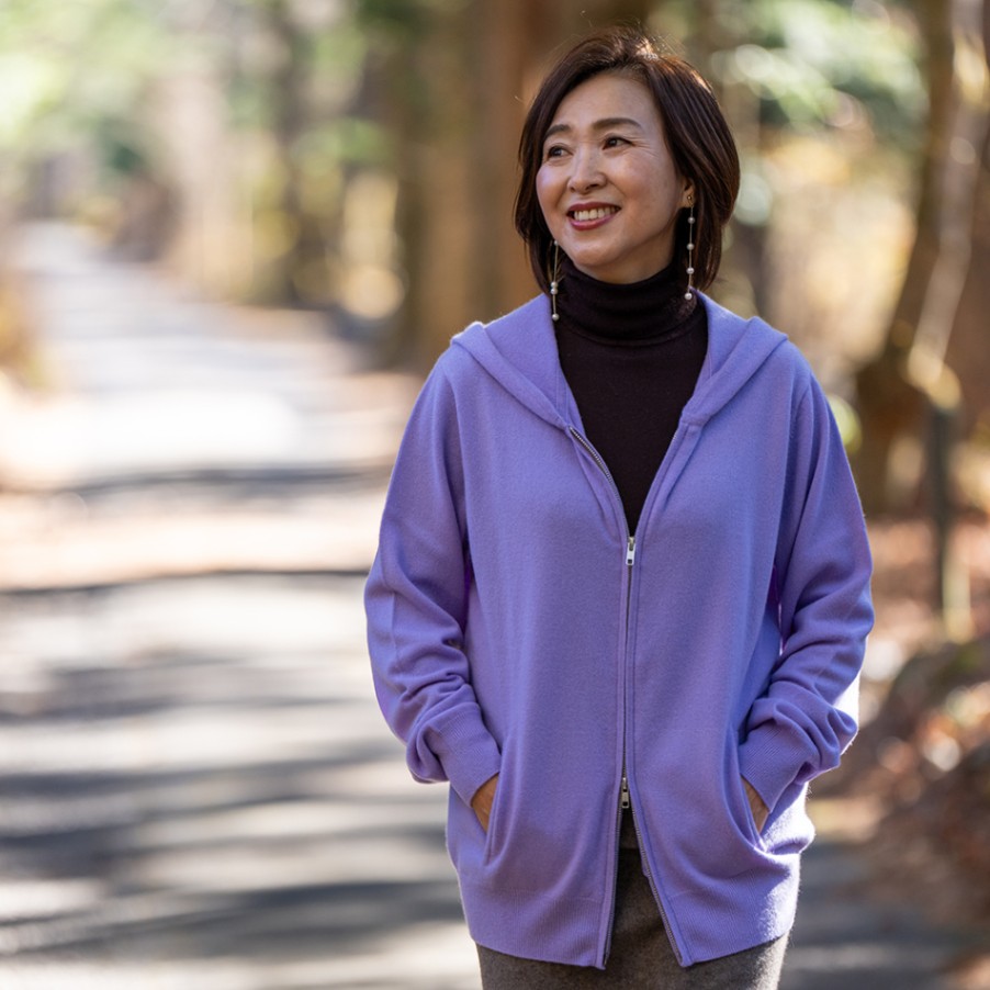 贅沢なカシミヤ100％のレディース・パーカー ラベンダー色 Mサイズ