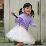 贅沢なカシミヤ100％のキッズ用丸首セーター【着丈約38cm】