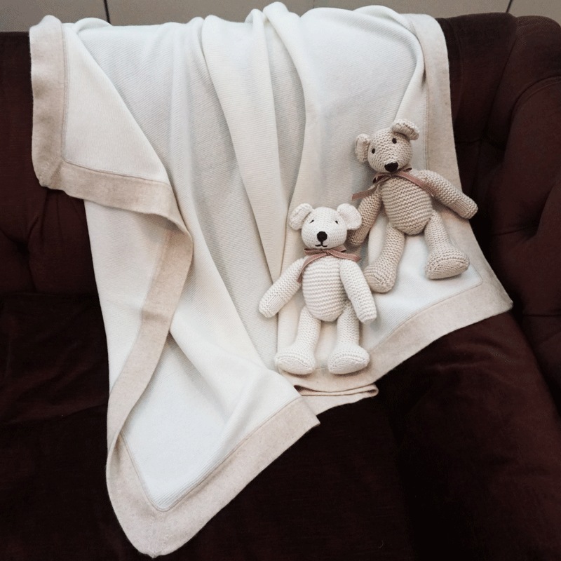 ǹ̵ߥ100%Υ֥󥱥åȡڥԤ116cm x 83cmʱ5cmˡ