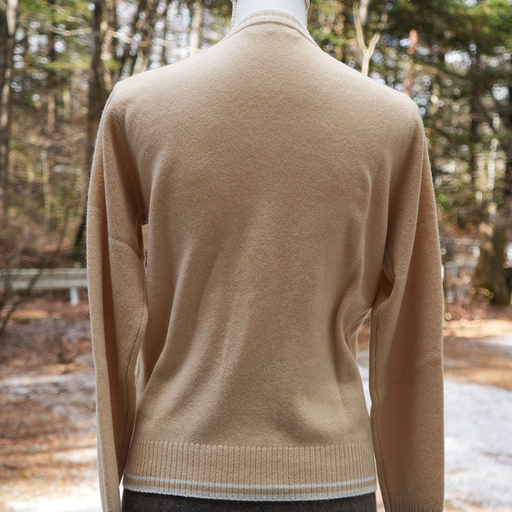 �����Ǵ����ʥ٥ӡ������ߥ�100�󡡥�ǥ�����V�ͥå��������� �����뿧 M������������桧��59cm��