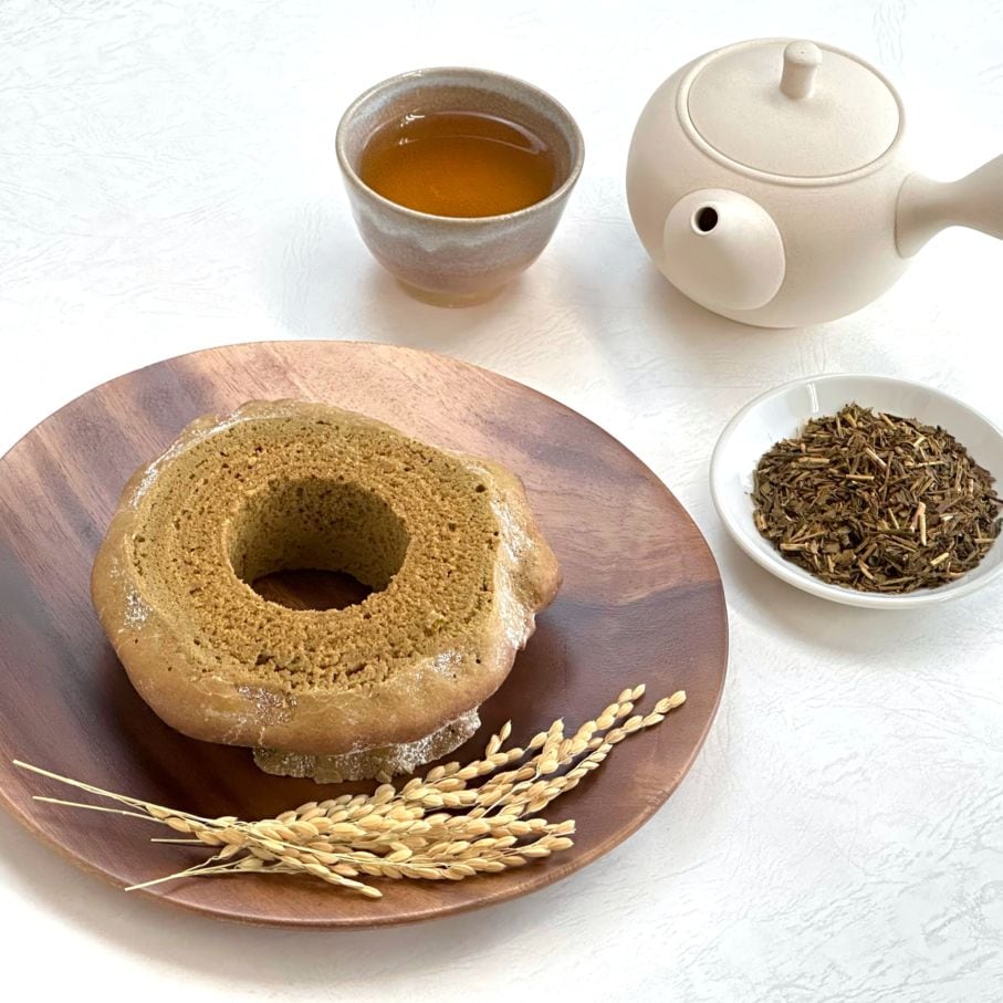 米粉バウムクーヘン（ほうじ茶）