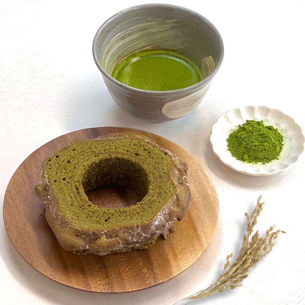 米粉バウムクーヘン（抹茶）