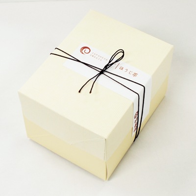 ほうじ茶ロールケーキ