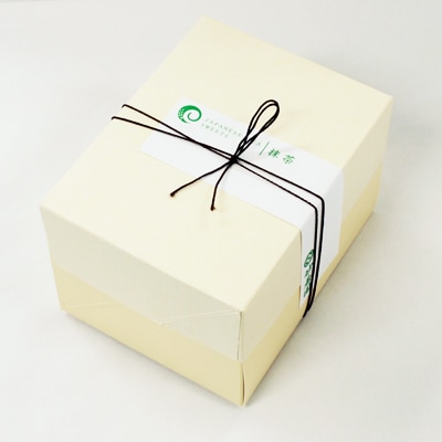 抹茶ロールケーキ