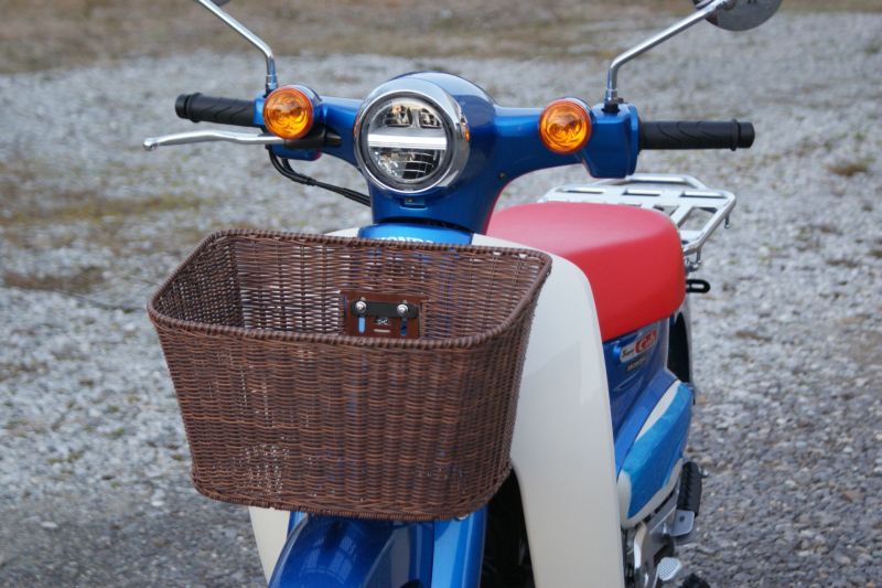 アウトスタンディングモーターサイクル｜【M&F Cuby】 籐(とう)風前