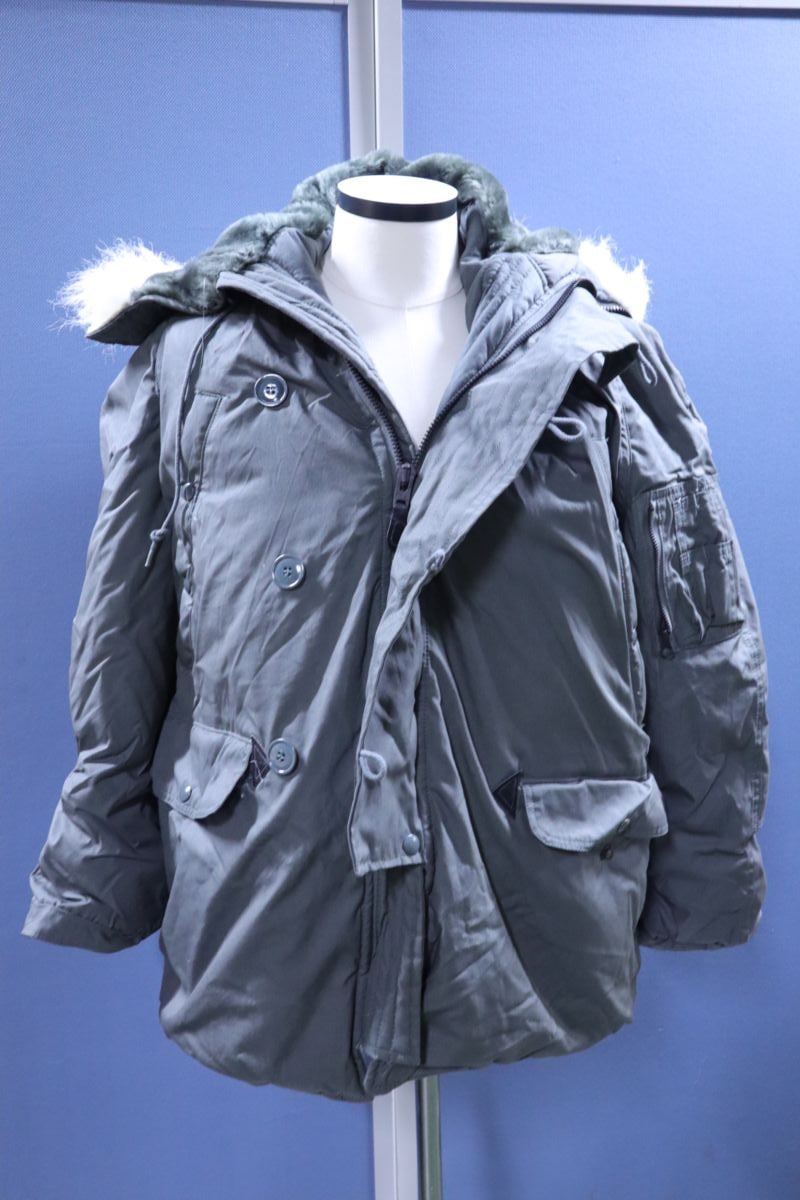 N-3B極寒地用パーカー実物 Alpha Industries N-3B パーカー ロング極寒地用 セージグリーン