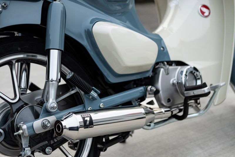 アウトスタンディングモーターサイクル｜ナナカンパニー