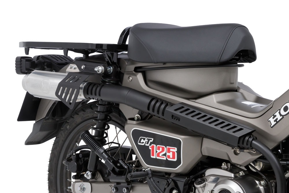 ���省���ե륨���������ȥޥե顼 MONSTER BLACK<br> [��󥹥����֥�å�] �ϥ󥿡����֡�CT125��JA65��