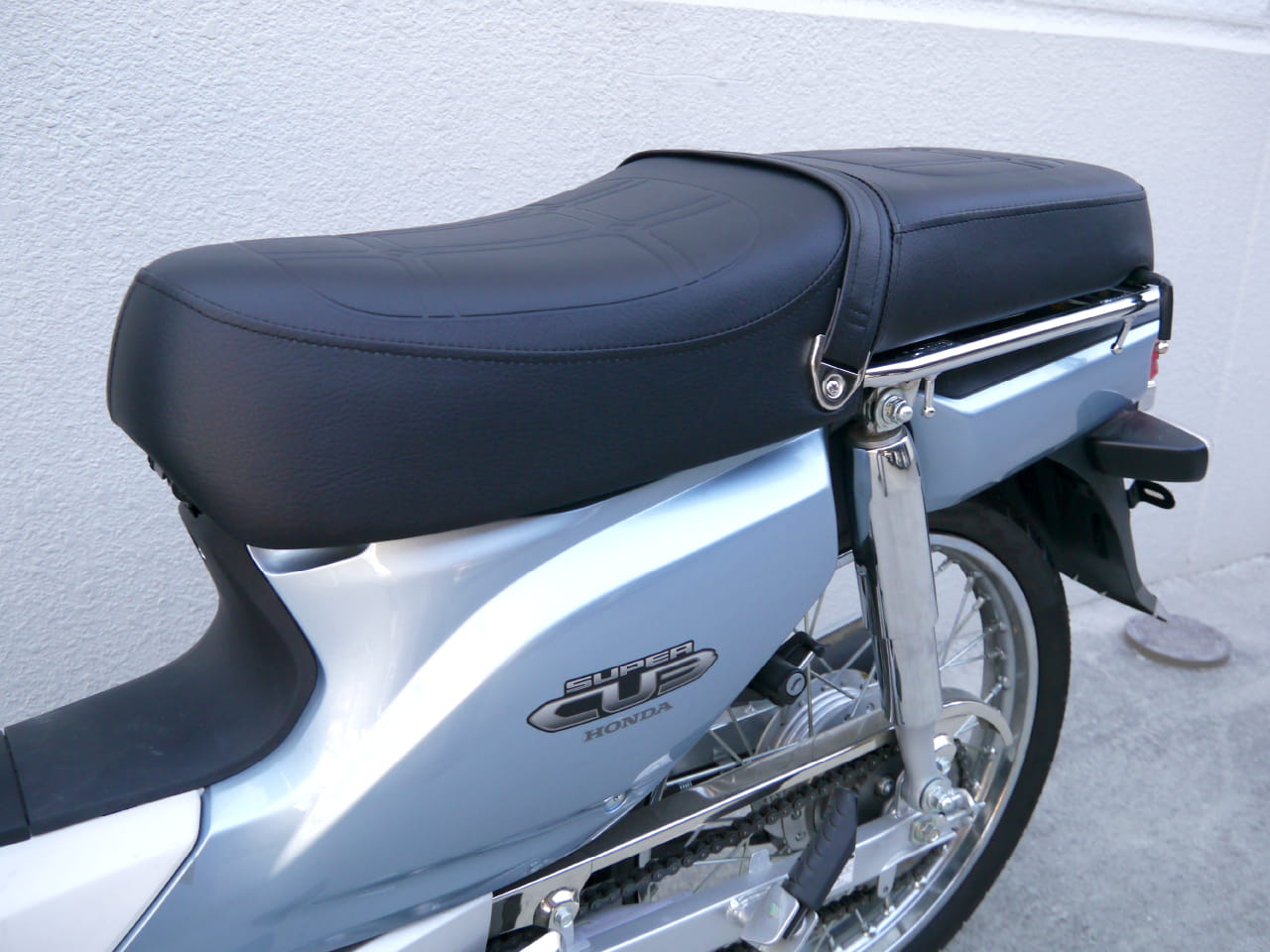 アウトスタンディングモーターサイクル｜ダブルシート W-339 JA59 JA60