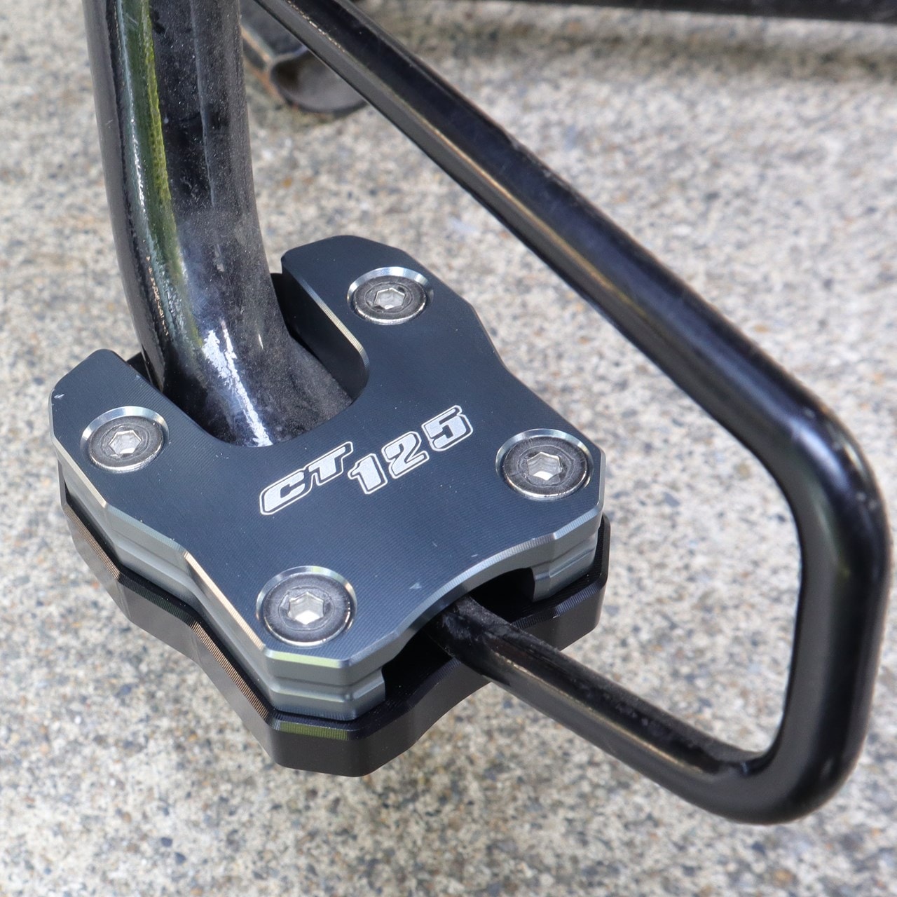 �ϥ󥿡����֡������ɥ�����ɥץ졼�ȡ����졼��GRAY