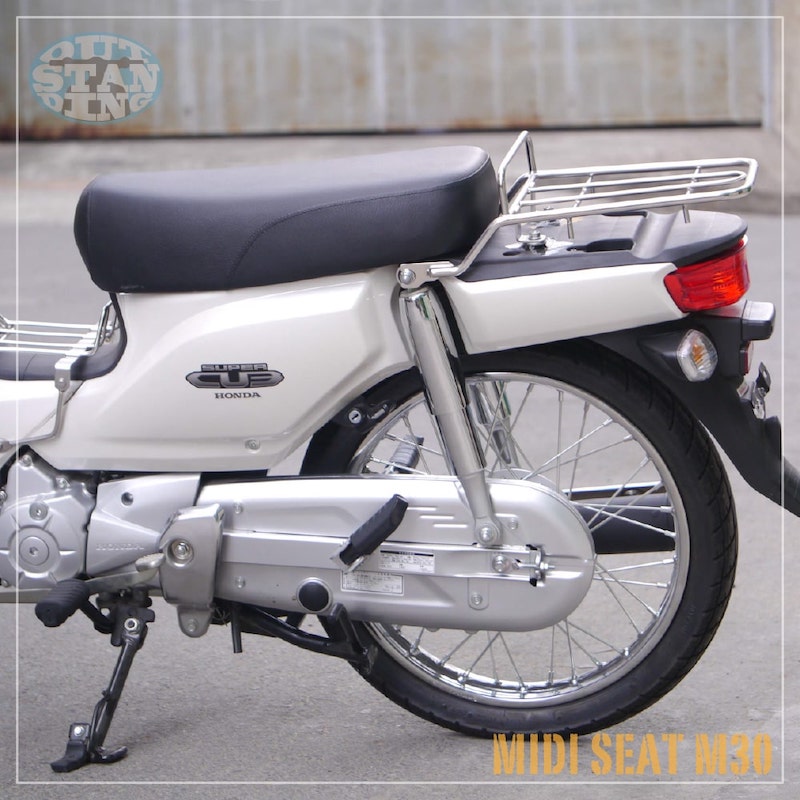 �ߥǥ�������M30